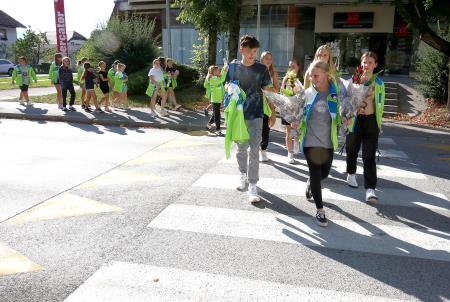 SPREJEM PLESALCEV EVORE 01 FOTO LJUBO VUKELIČ